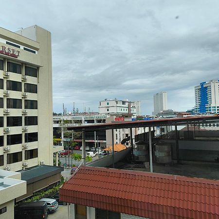 101 Hotel Miri Exterior photo